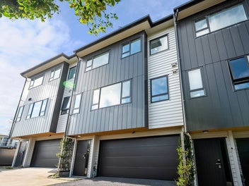 4B Fowler Street, Northcote, Auckland