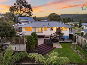 127 Holborn Drive, Stokes Valley, Lower Hutt