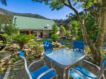 243 Boons Valley Road, Waikawa, Picton