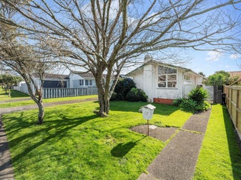 77 Celtic Crescent, Ellerslie, Auckland