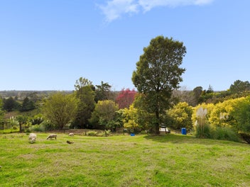 9 Corbett Drive, Minden