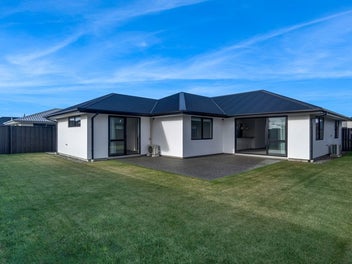 19 Helicon Street, Pegasus, Pegasus