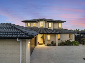 40 Intrepid Crescent, Beachlands, Auckland
