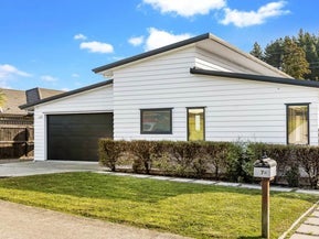 7 Wautaiti Drive, Riverhead, Riverhead