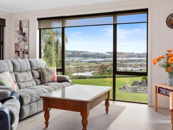 55 Mortlake Heights, Pyes Pa, Tauranga