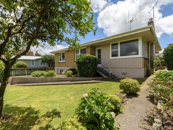 9A Lynwood Place, Brookfield, Tauranga