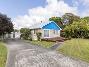 76 Dundas Road, Sanson, Sanson