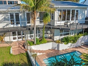 943 East Coast Road, Torbay, Auckland
