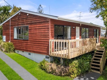 1/11 Weldene Avenue, Glenfield, Auckland