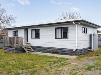 1222A Cunningham Crescent, Mayfair, Hastings