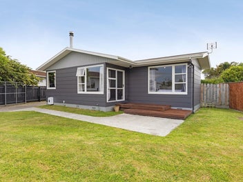 49 Kimberley Grove, Westbrook, Palmerston North