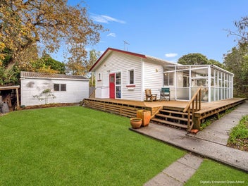 32 Hutchison Crescent, Durie Hill, Whanganui