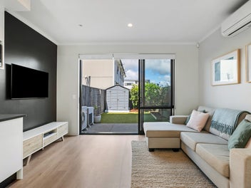 7 Harakeke Road, Hobsonville, Auckland