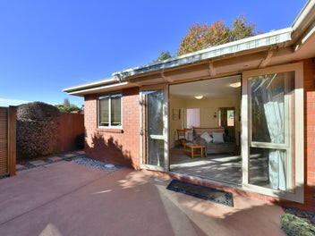 4/108 Yaldhurst Road, Sockburn, Christchurch