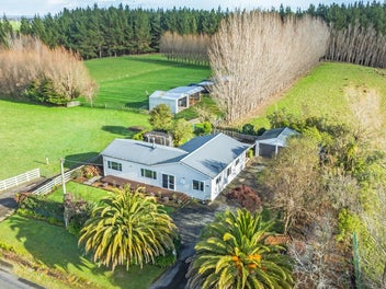 334 Mount Biggs Road, Halcombe