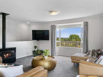 90 Birch Street, Hilltop, Taupo