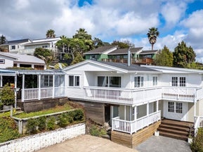 12 Glencoe Road, Browns Bay, Auckland