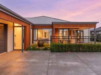 3 Redbrook Road, Casebrook, Christchurch