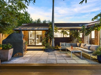 2/55 Granville Drive, Massey, Auckland