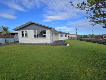 221 Park Street, Hokitika