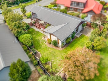 17 Yellowstone Crescent, Burwood, Christchurch
