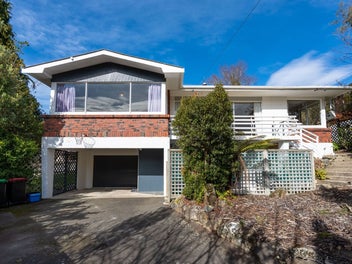 18 Colquhoun Street, Glenross, Dunedin