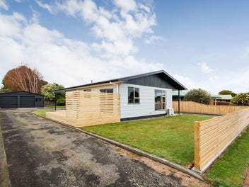 11 Fiona Crescent, Feilding, Feilding