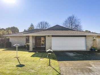 9 Prestwick Place, Wattle Downs, Auckland