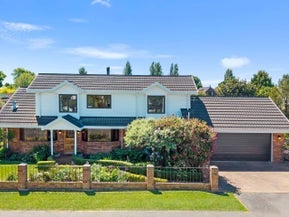 10 Regency Crescent, Redwood, Christchurch