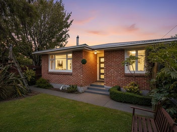 12 Marley View Street, Somerfield, Christchurch