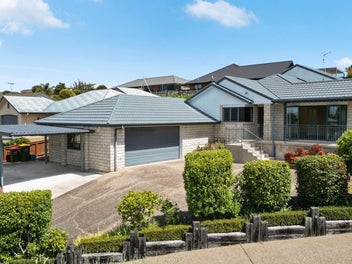 16 Highbury Place, Nawton, Hamilton