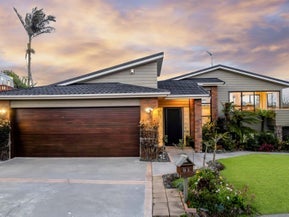 2/46 Westpark Drive, West Harbour, Auckland