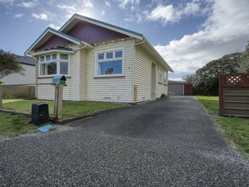 32 Park Street, Hokitika, Hokitika