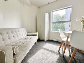 4H/15 Whitaker Place, Grafton, Auckland