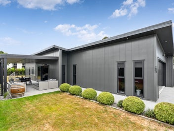 51 Marine Corps Drive, Solway, Masterton