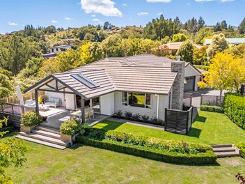 13 Marua Palm Grove, Timberlea, Upper Hutt