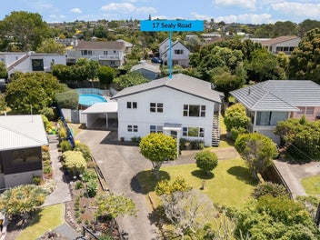 17 Sealy Road, Torbay, Auckland