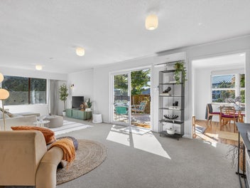 102 Mount View Road, Melville, Hamilton