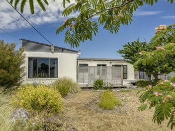 6 Ladywood Road, Bay View, Napier