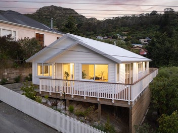 84 Oxford Street, Lyttelton, Lyttelton
