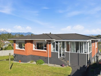 13 Durham Avenue, Welbourn, New Plymouth