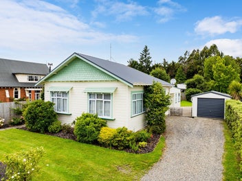 71 Main Road, Fairfield, Dunedin