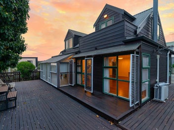 8 Marshall Laing Avenue, Mount Roskill, Auckland