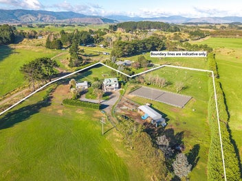593 Waikawa Beach Road, Waikawa Beach, Levin