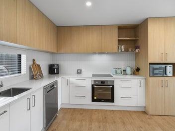 8/27 Bartlett Street, Riccarton, Christchurch