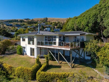 24 Brooklands Road, Atawhai, Nelson