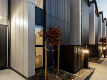 4/79 Edmonton Road, Henderson, Auckland