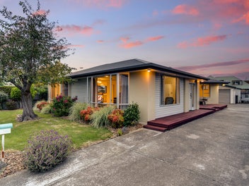 6 Thompsons Road, Belfast, Christchurch