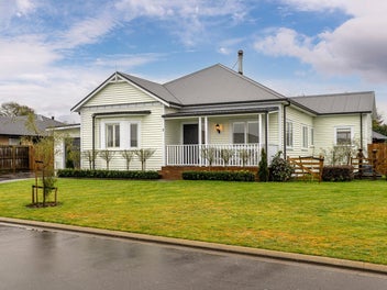 7 Newbrook Terrace, Darfield, Darfield