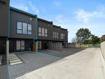 5/399 Massey Road, Mangere East, Auckland